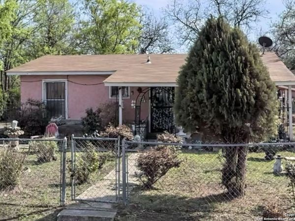 1338 Merida, San Antonio, TX 78207