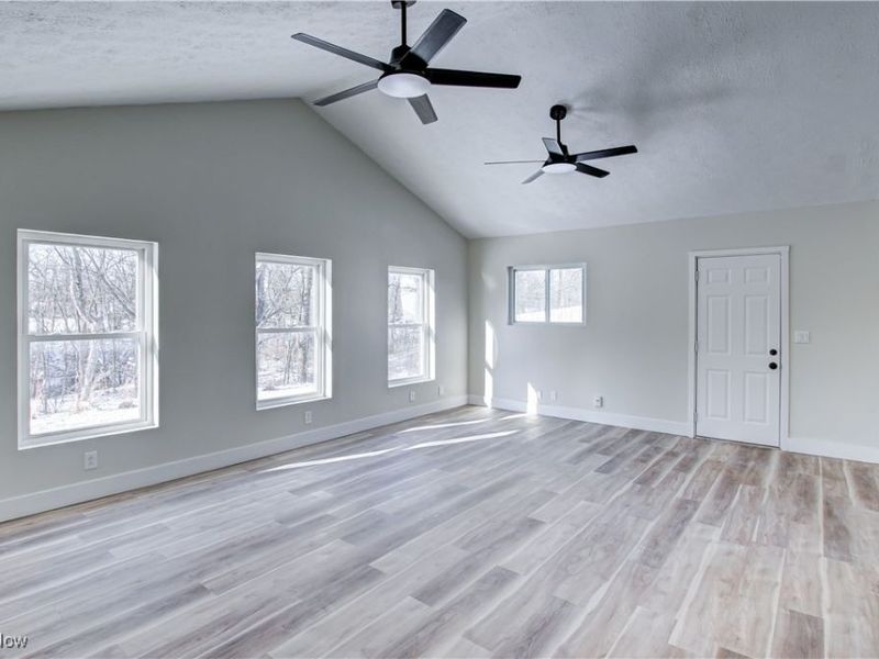 6242 Oxford Court, Bedford Heights, OH 44146 Photo 11