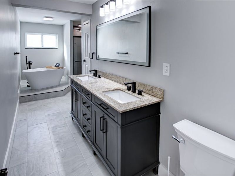 6242 Oxford Court, Bedford Heights, OH 44146 Photo 22