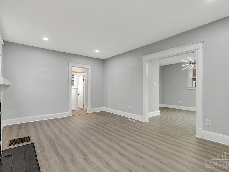 1227 Carolina Avenue, Cincinnati, OH 45237 Photo 5