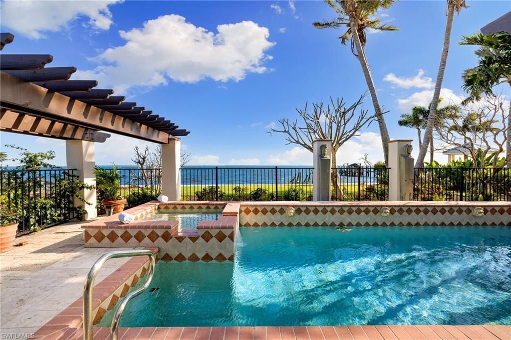 3569 San Carlos Dr, Saint James City, FL 33956 Photo