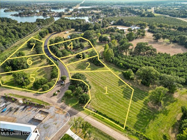 Northshore Boulevard, Canton, MS 39046