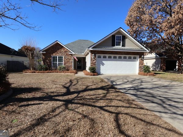 120 Blackstone Court, Kathleen, GA 31047