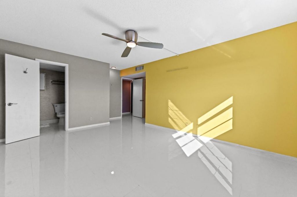 5700 NW 2nd Avenue, Unit 503, Boca Raton, FL 33487 Photo