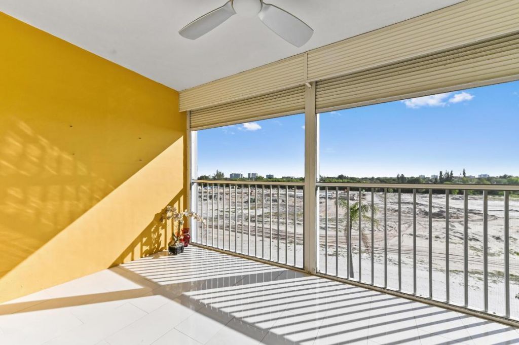 5700 NW 2nd Avenue, Unit 503, Boca Raton, FL 33487 Photo