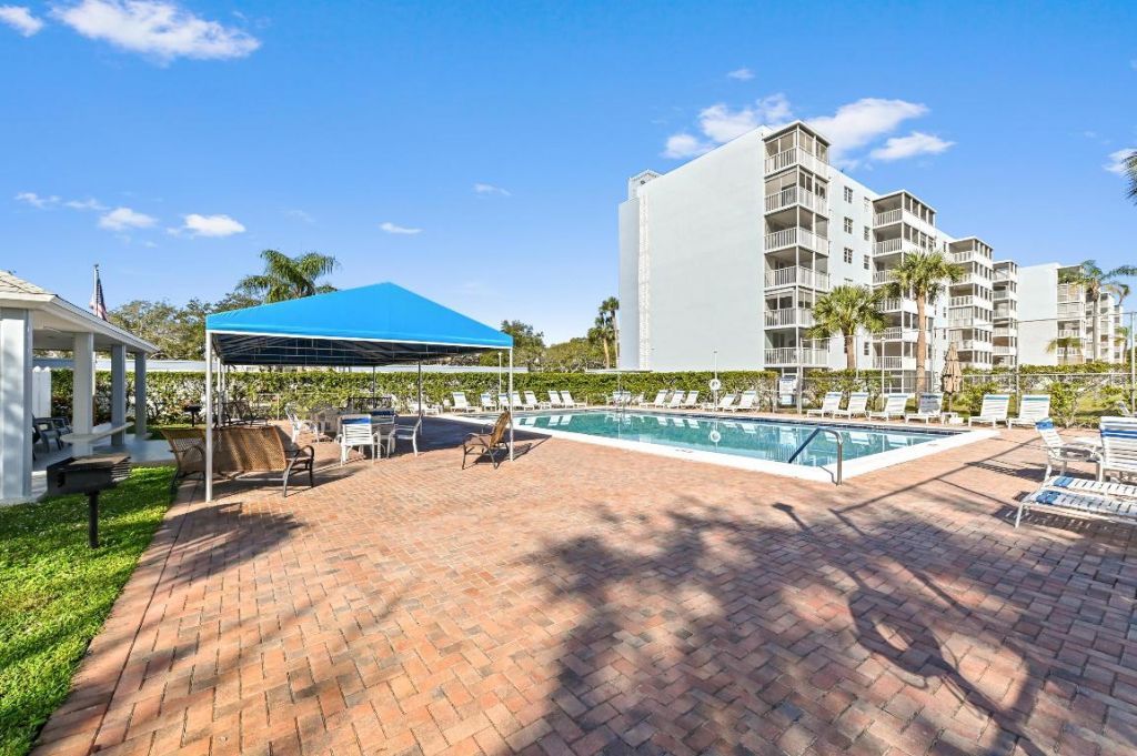 5700 NW 2nd Avenue, Unit 503, Boca Raton, FL 33487 Photo
