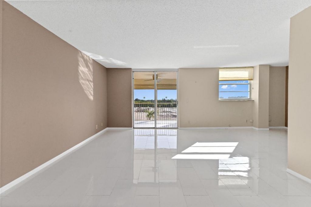 5700 NW 2nd Avenue, Unit 503, Boca Raton, FL 33487 Photo