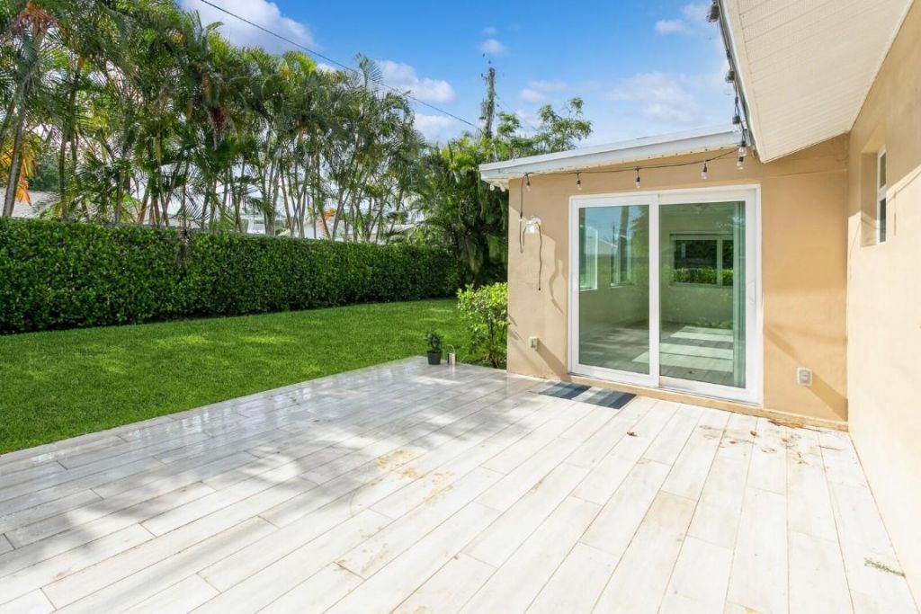 1615 Venus Avenue, Jupiter, FL 33469 Photo