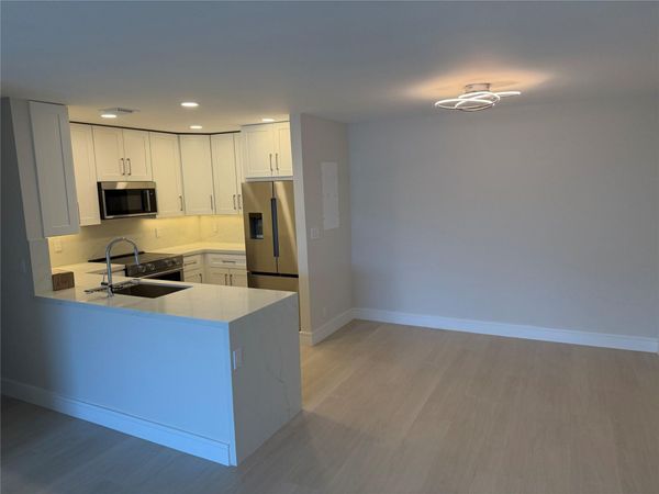 6347 Bay Club Drive, Unit 3, Fort Lauderdale, FL 33301