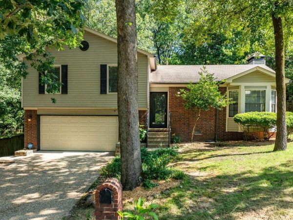 13204 Laurel Oaks Drive, Little Rock, AR 72211