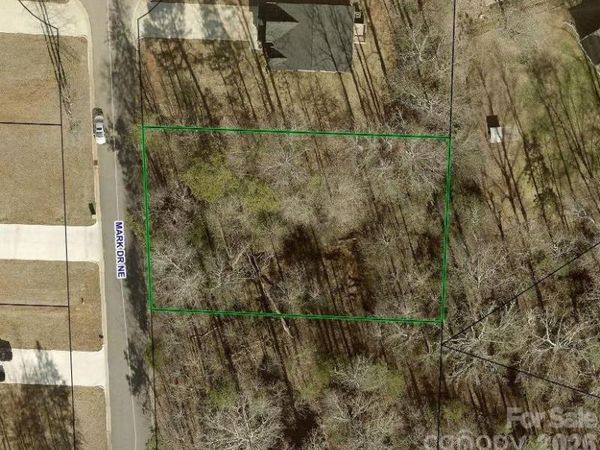 5136 Mark Drive NE, Hickory, NC 28601