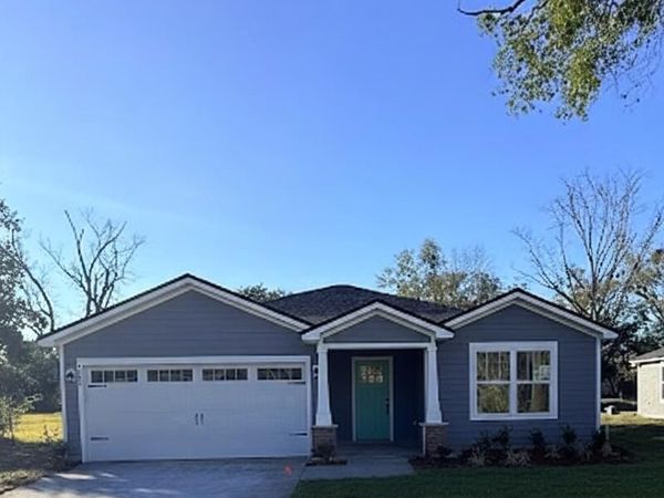 1082 CAHOON Road, Jacksonville, FL 32221