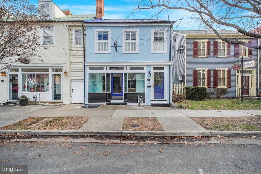 1109 Caroline Street, Fredericksburg, VA 22401 Main Photo