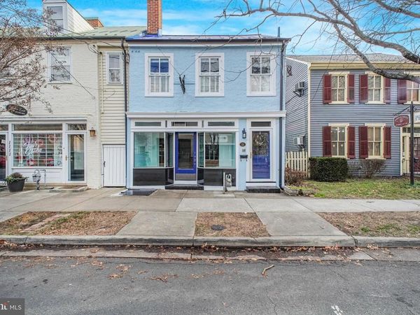 1109 CAROLINE STREET, FREDERICKSBURG, VA 22401