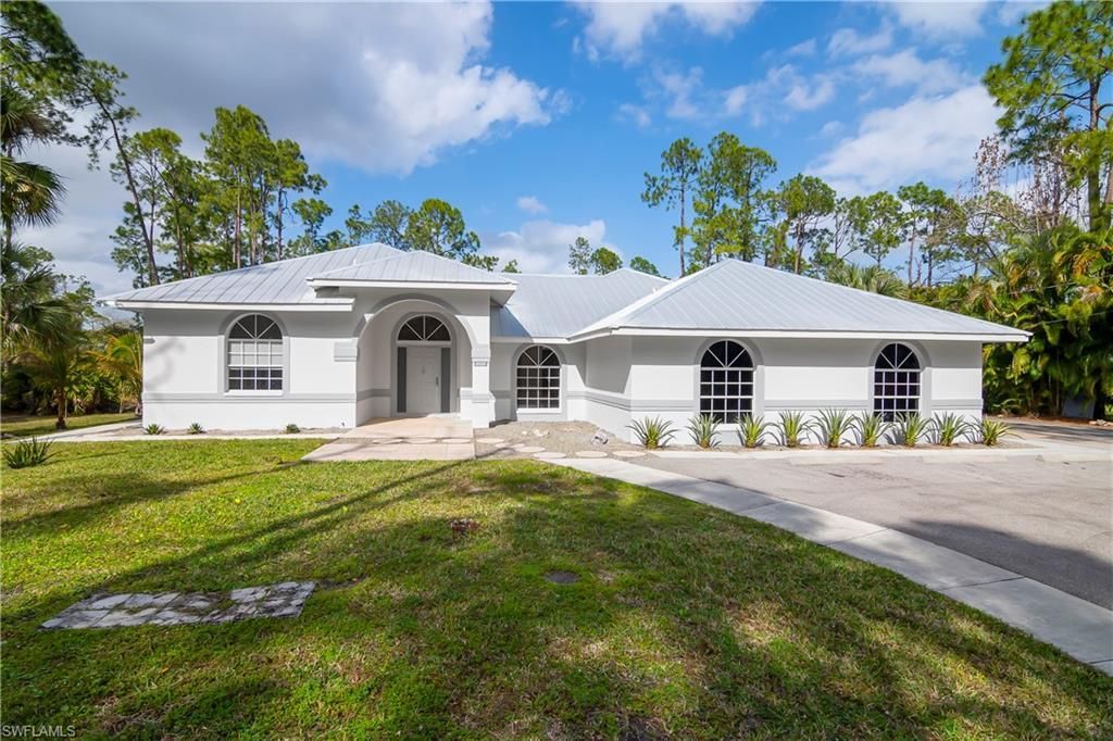 5099 Tallowood Way, Naples, FL 34116 Photo