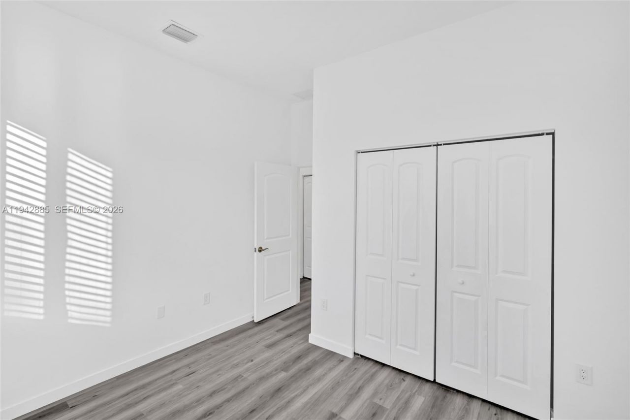 719 Little Rock E , Lehigh Acres, FL 33974 Photo