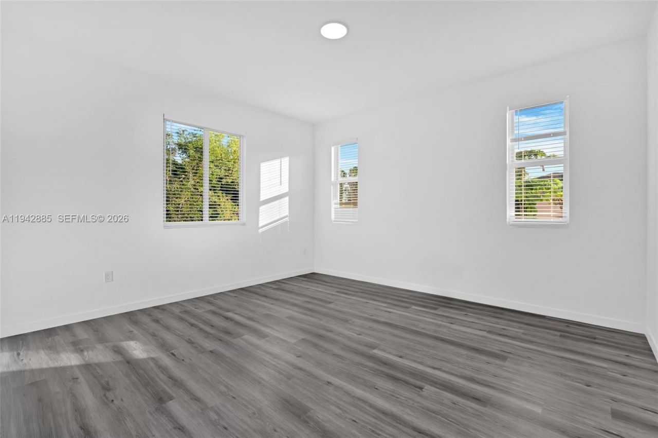 719 Little Rock E , Lehigh Acres, FL 33974 Photo