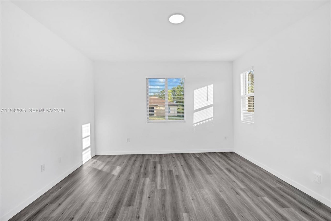 719 Little Rock E , Lehigh Acres, FL 33974 Photo