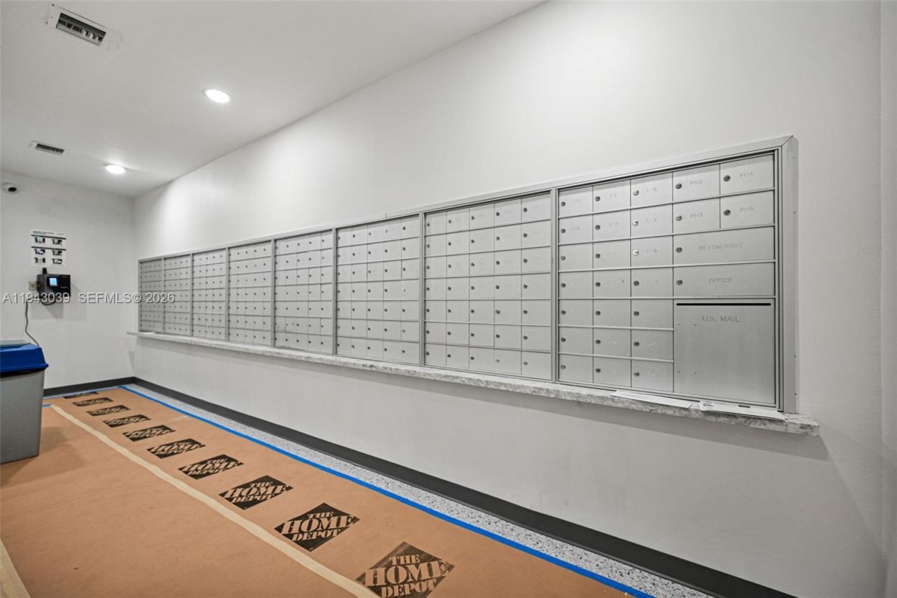 900 Bay Dr, Unit 321, Miami Beach, FL 33141 Photo