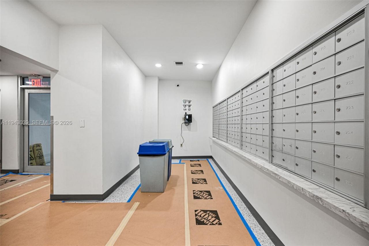 900 Bay Dr, Unit 321, Miami Beach, FL 33141 Photo