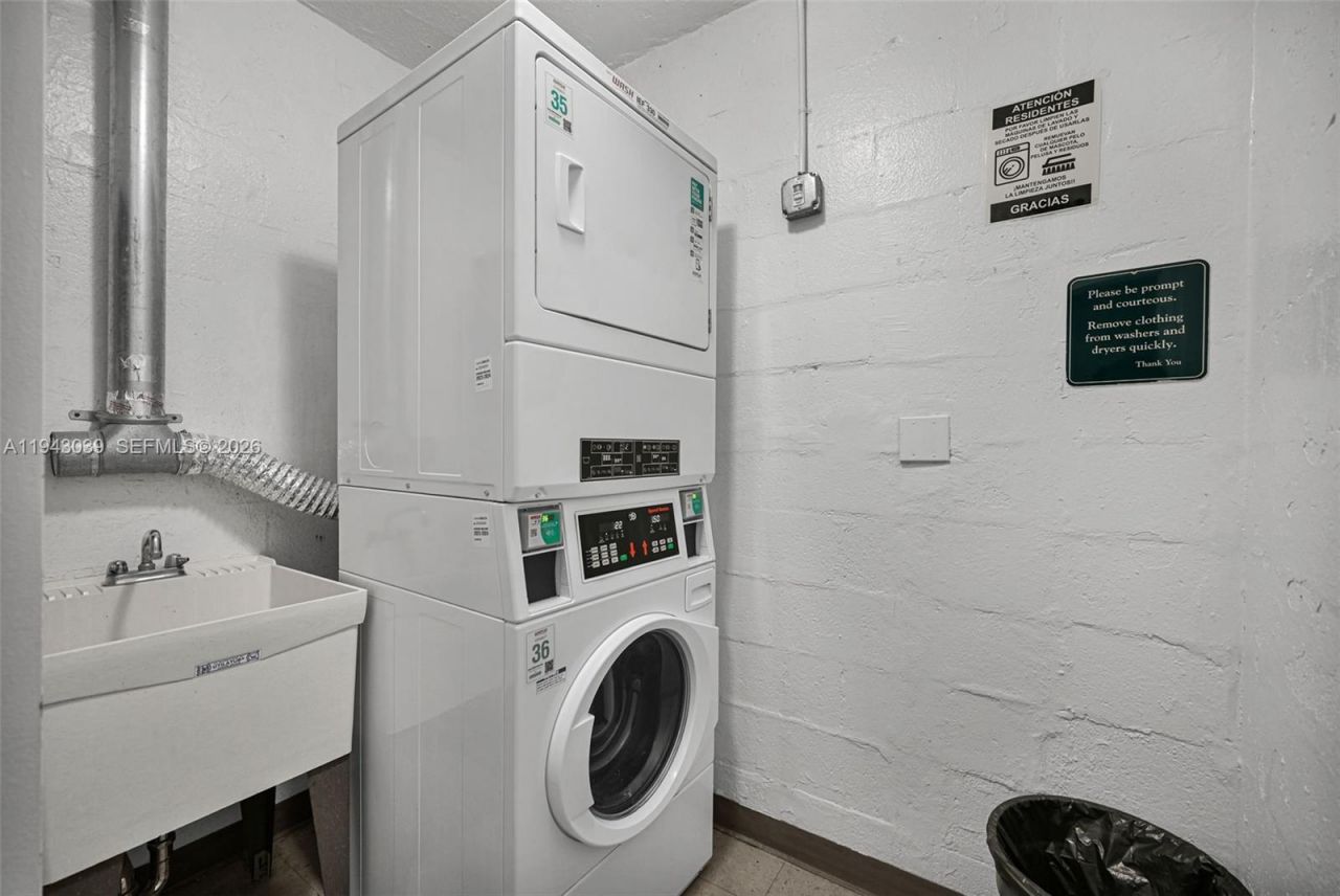 900 Bay Dr, Unit 321, Miami Beach, FL 33141 Photo