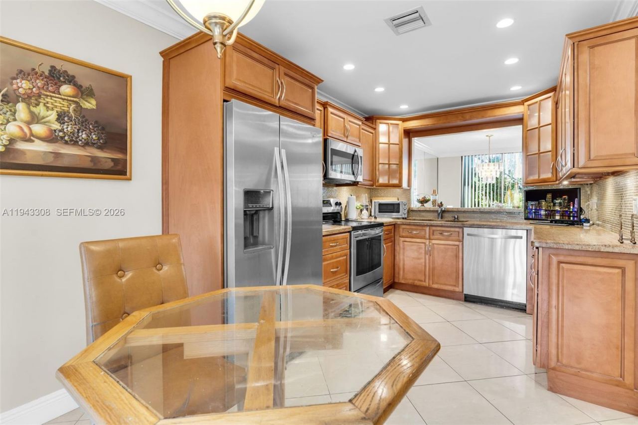 9943 Costa Del Sol Blvd, Unit B-108A, Doral, FL 33178 Photo