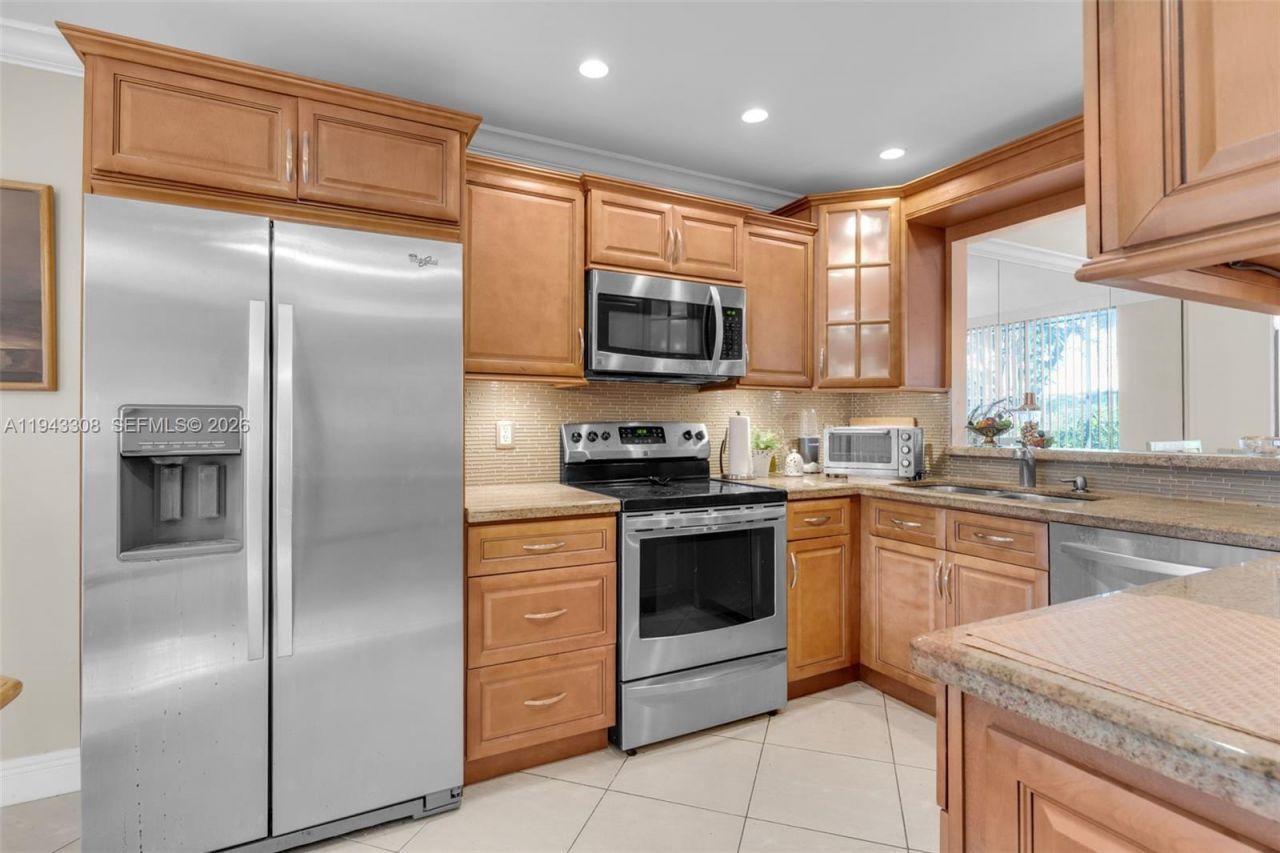 9943 Costa Del Sol Blvd, Unit B-108A, Doral, FL 33178 Photo