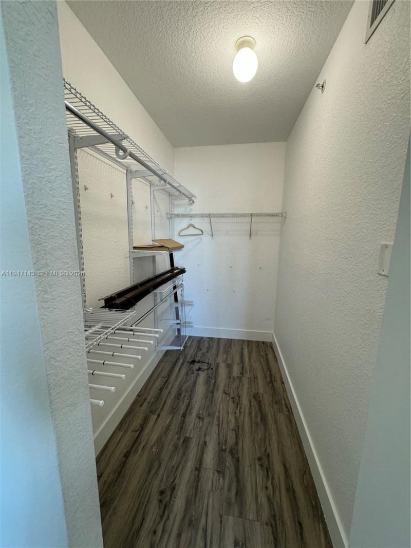 36 NW 6th Ave , Unit 1106, Miami, FL 33128 Photo