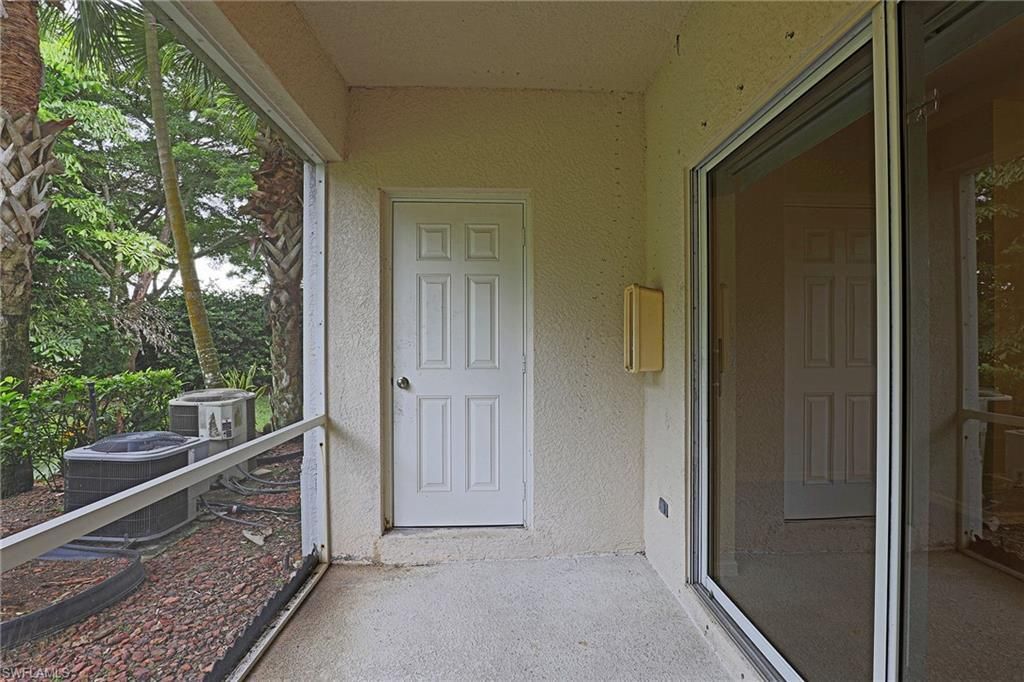 8205 Pacific Beach Dr , Fort Myers, FL 33966 Photo