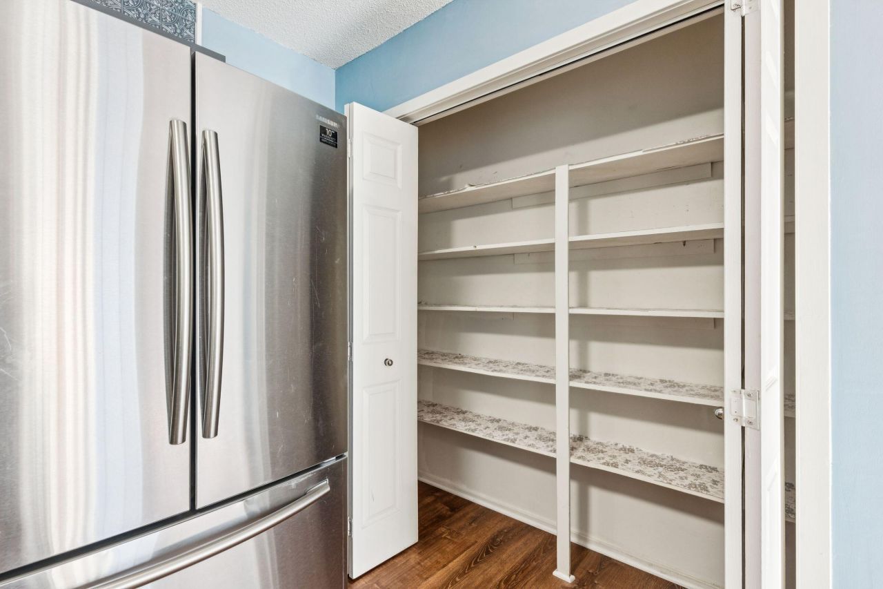 1711 Orange Grove Shores Drive Photo 10