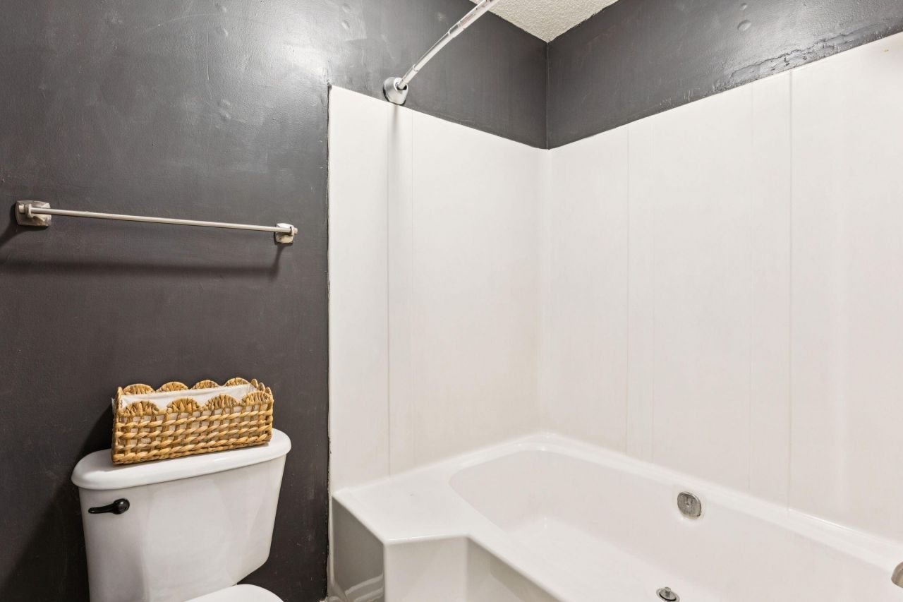 1711 Orange Grove Shores Drive Photo 22