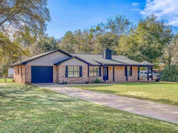 5279 Willard Norris Rd, Milton, FL 32570