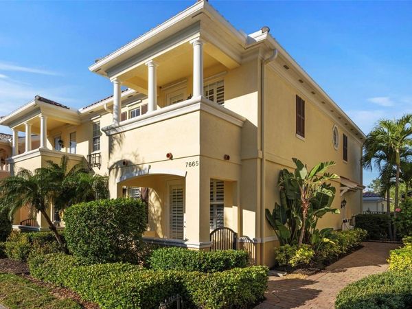 7665 BERGAMO AVENUE, SARASOTA, FL 34238