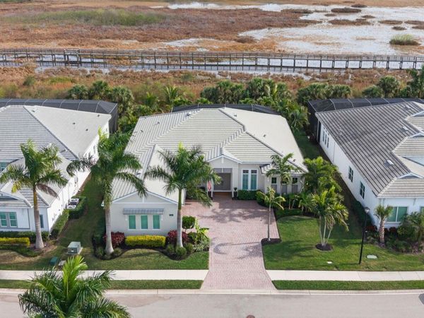 8280 REDONDA LOOP, LAKEWOOD RANCH, FL 34202