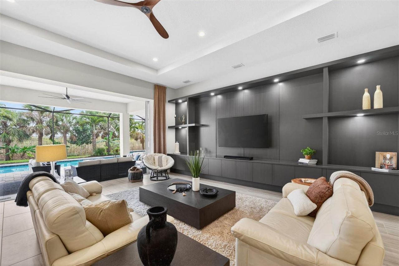 8280 Redonda Loop, Lakewood Ranch, FL 34202 Photo