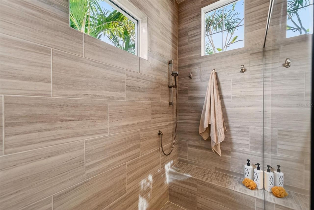 8280 Redonda Loop, Lakewood Ranch, FL 34202 Photo