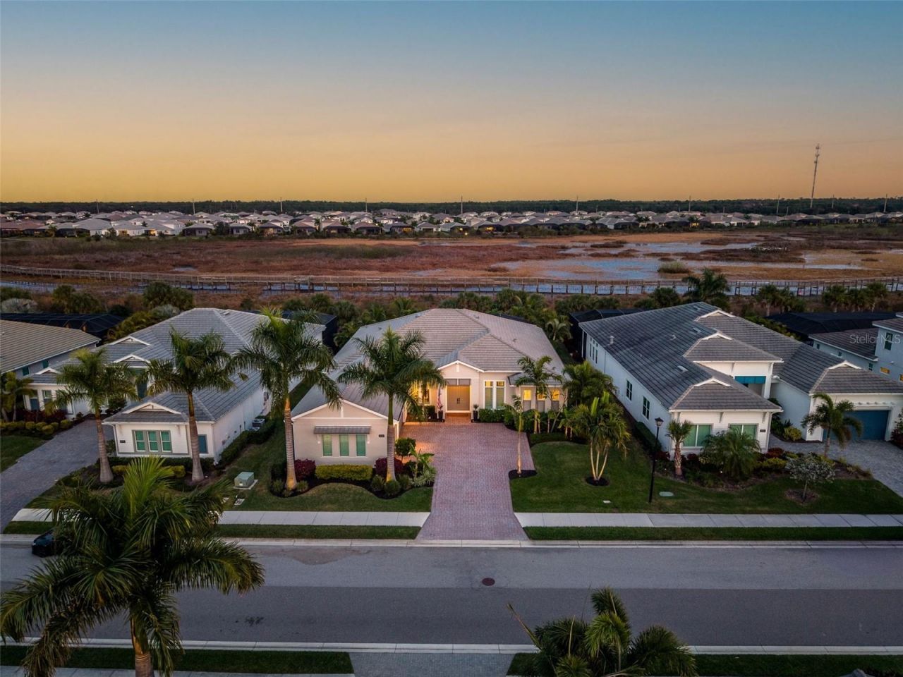 8280 Redonda Loop, Lakewood Ranch, FL 34202 Photo