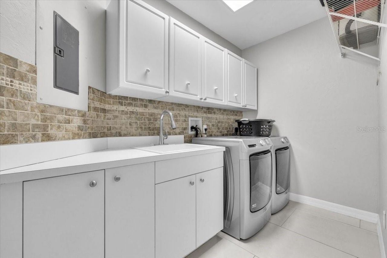 129 Breakers Court, Unit 121, Punta Gorda, FL 33950 Photo