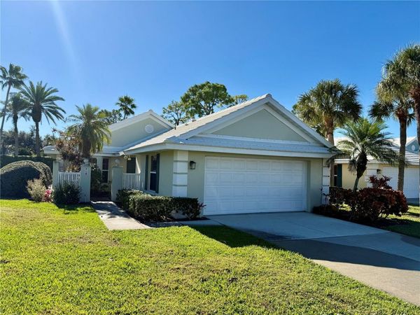 714 HARRINGTON LAKE DRIVE S, Unit 1, VENICE, FL 34293
