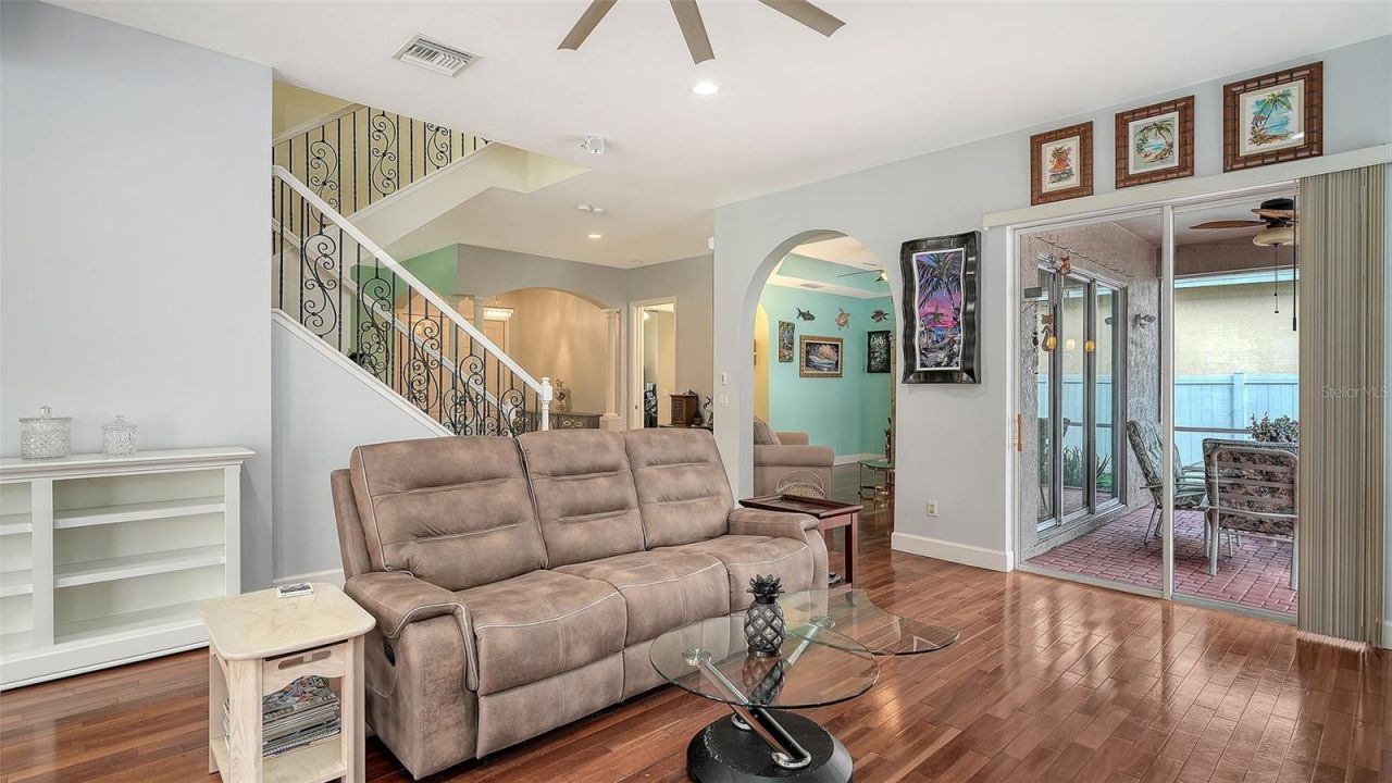 6659 38th Lane E, Sarasota, FL 34243 Photo