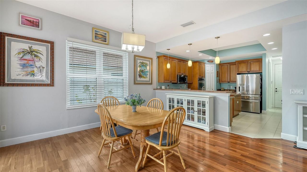 6659 38th Lane E, Sarasota, FL 34243 Photo