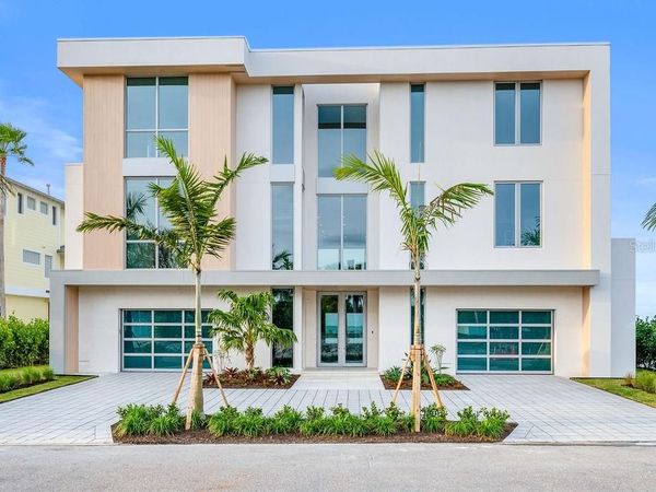 6489 GULFSIDE ROAD, LONGBOAT KEY, FL 34228