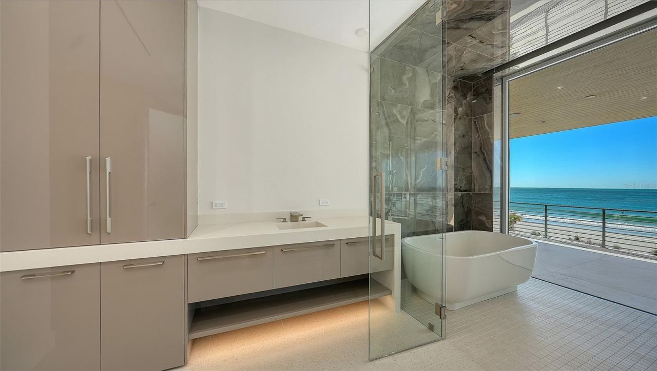 6489 Gulfside Road, Longboat Key, FL 34228 Photo