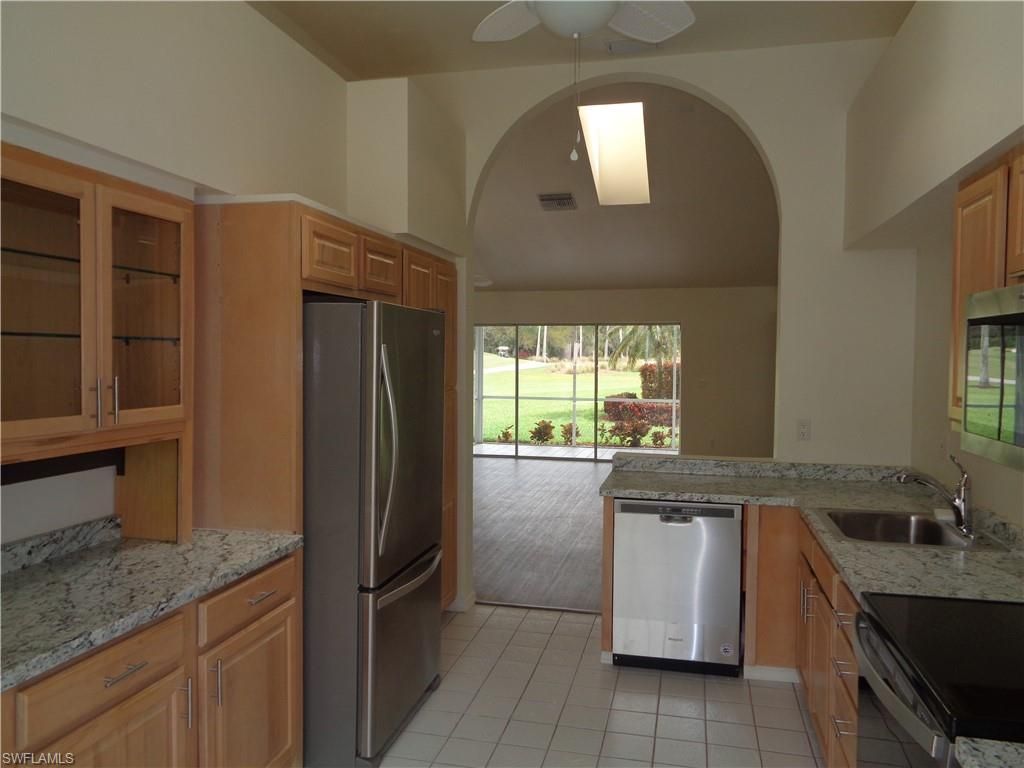 271 Perignon Pl, Unit 16-1, Naples, FL 34119 Photo