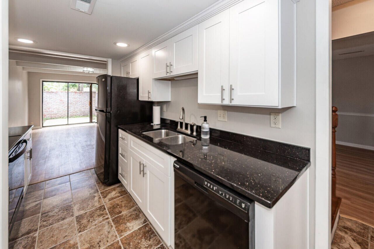 3 Brighton Circle Photo 12