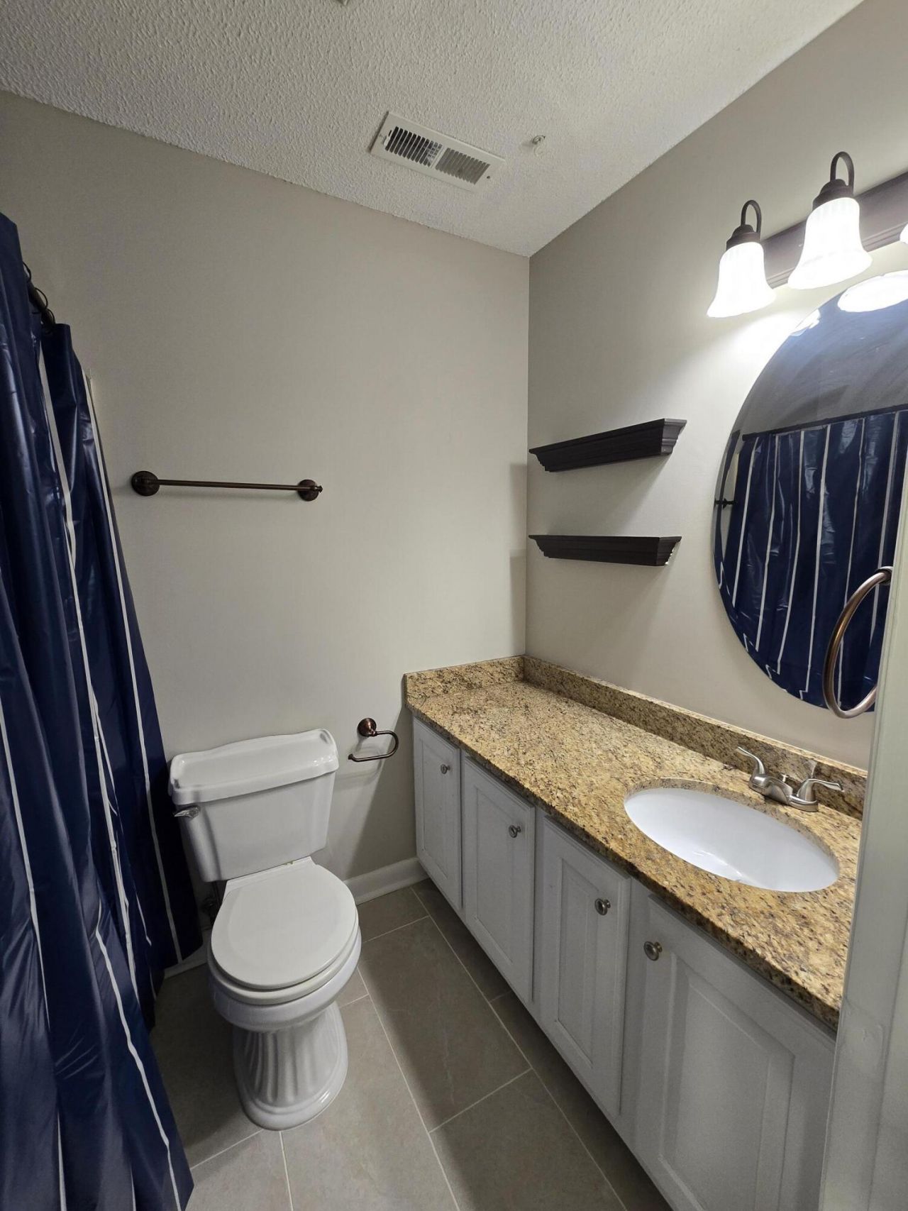 3 Brighton Circle Photo 13