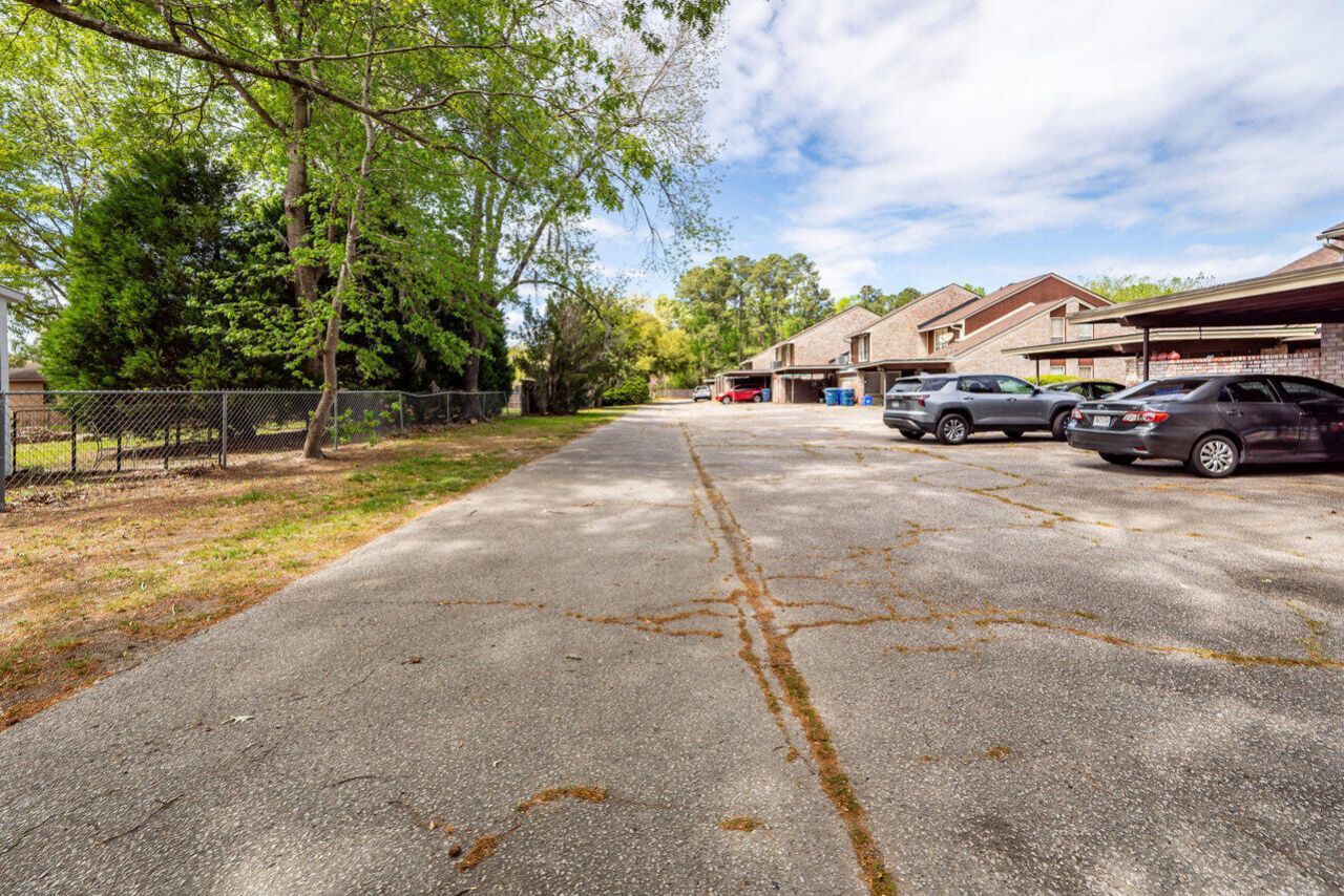 3 Brighton Circle Photo 40