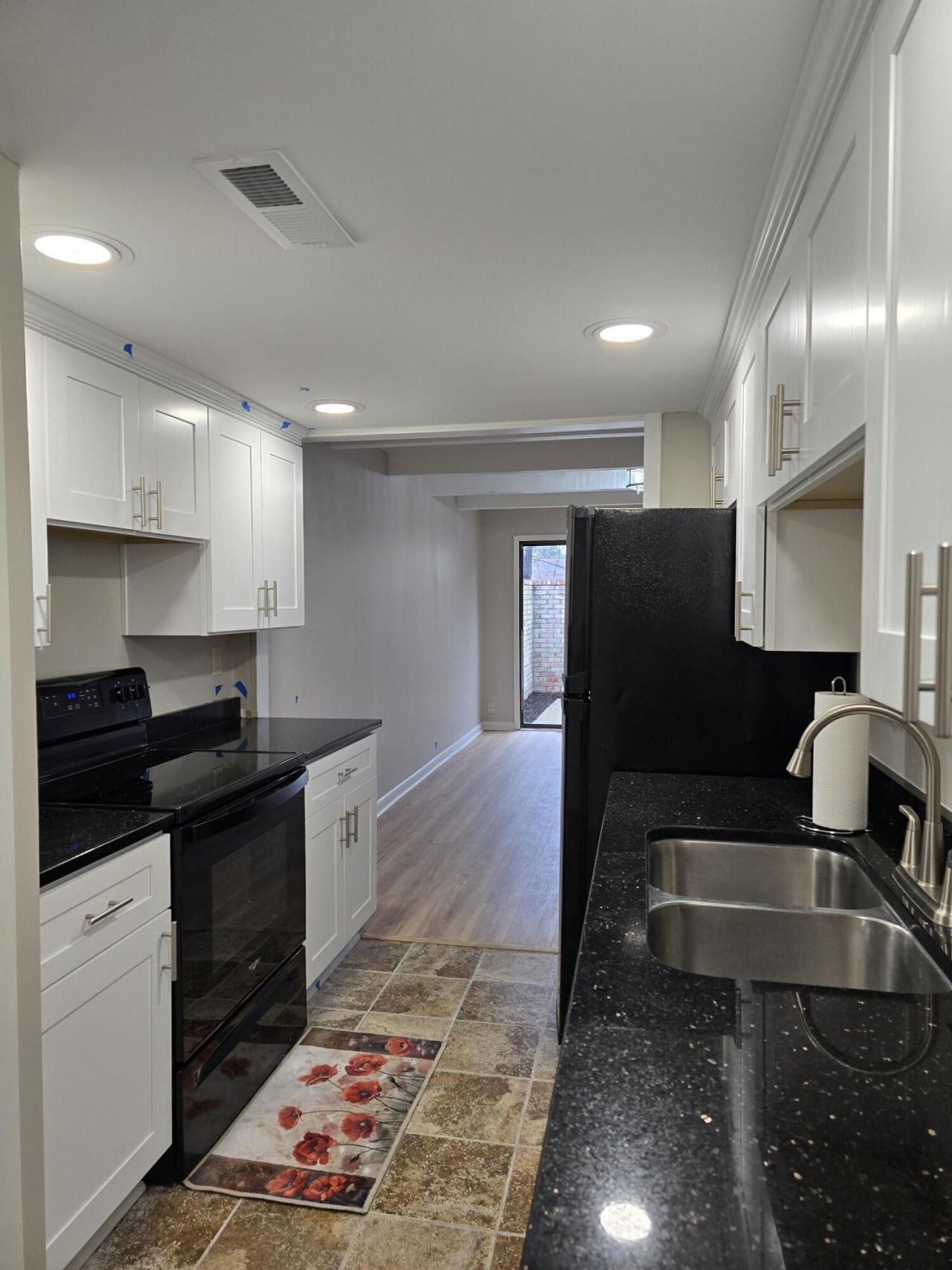 3 Brighton Circle Photo 8