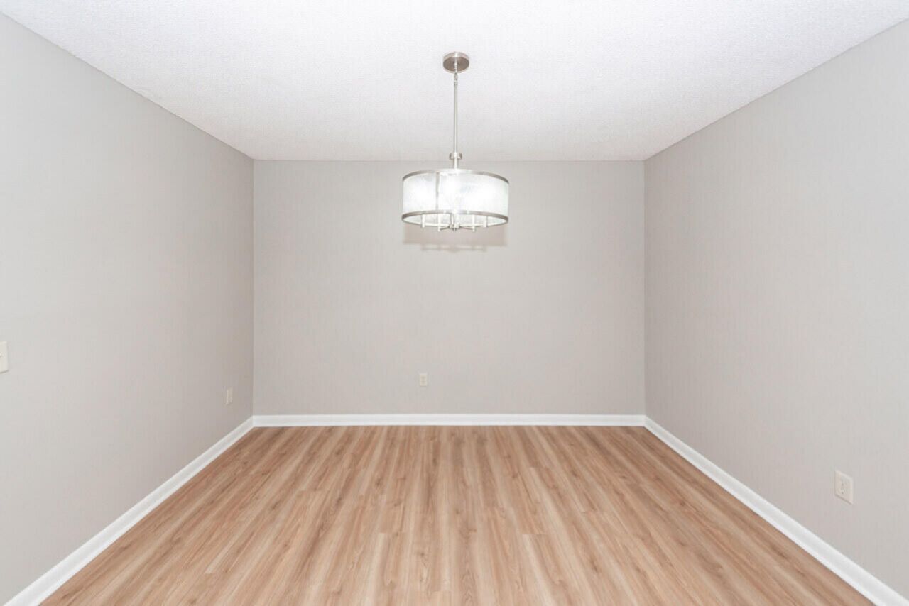 3 Brighton Circle Photo 9