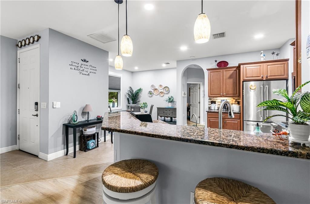 10695 Camarelle Cir, Fort Myers, FL 33913 Photo